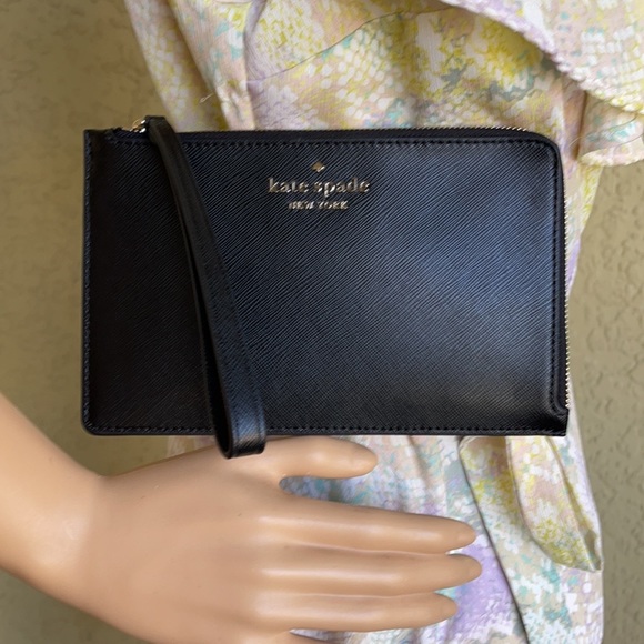 Kate Spade medium Lzip wristlet - Picture 11 of 16